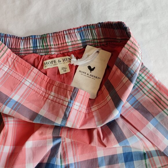 Hope & Henry Girls' Flat Front Pull-On Short - Picture 3 of 5